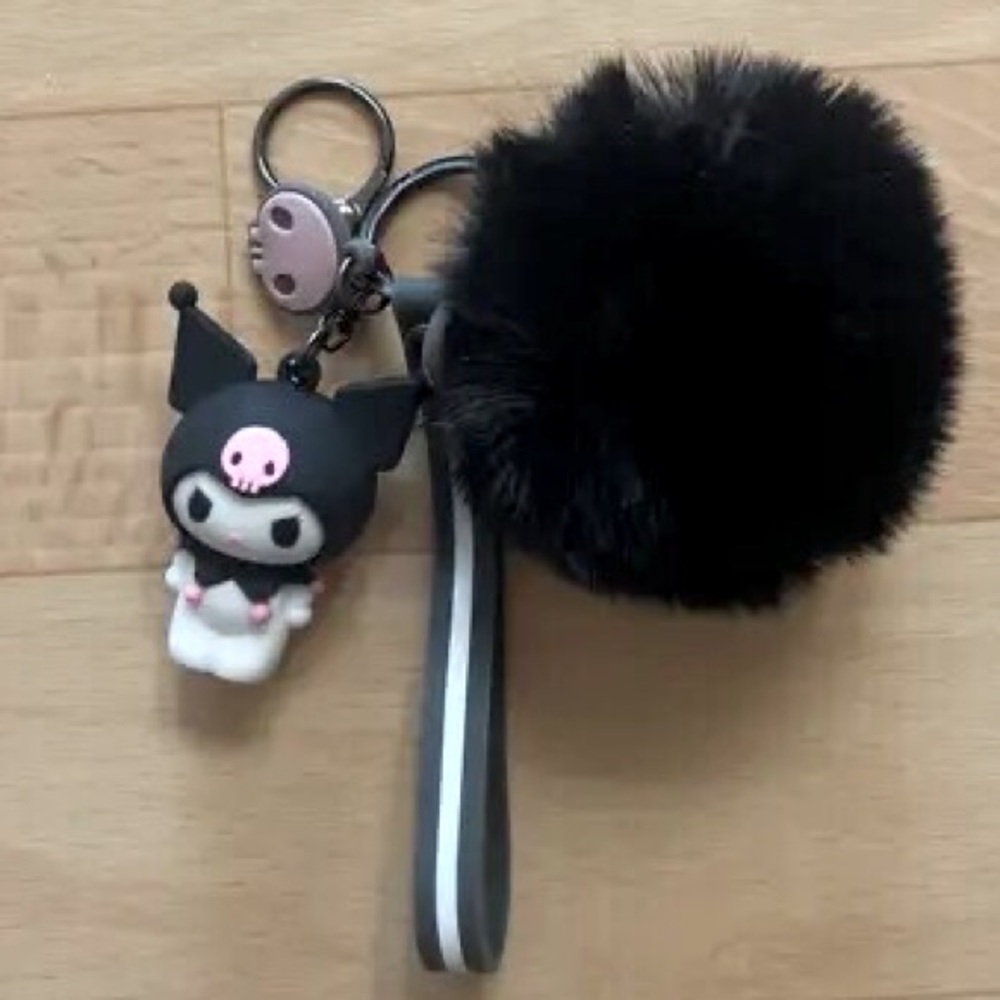 Kuromi Keychain - Picture 4 of 5